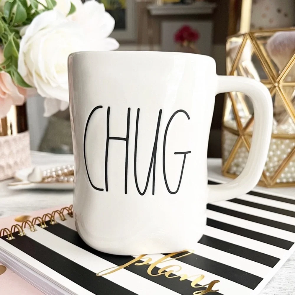 Chug Rae Dunn mug - Picture 1 of 1